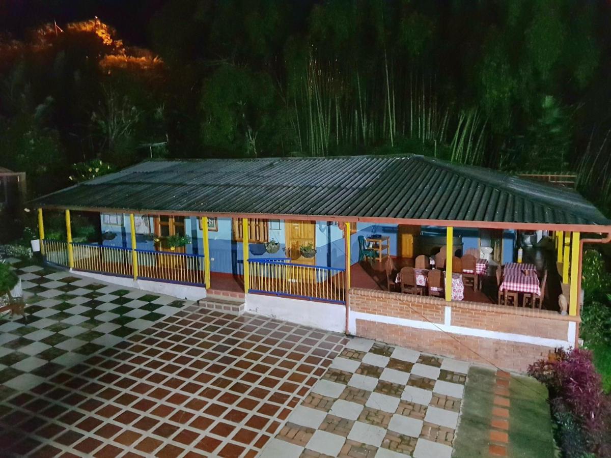 Finca Turistica Los Rosales Pereira Kültér fotó